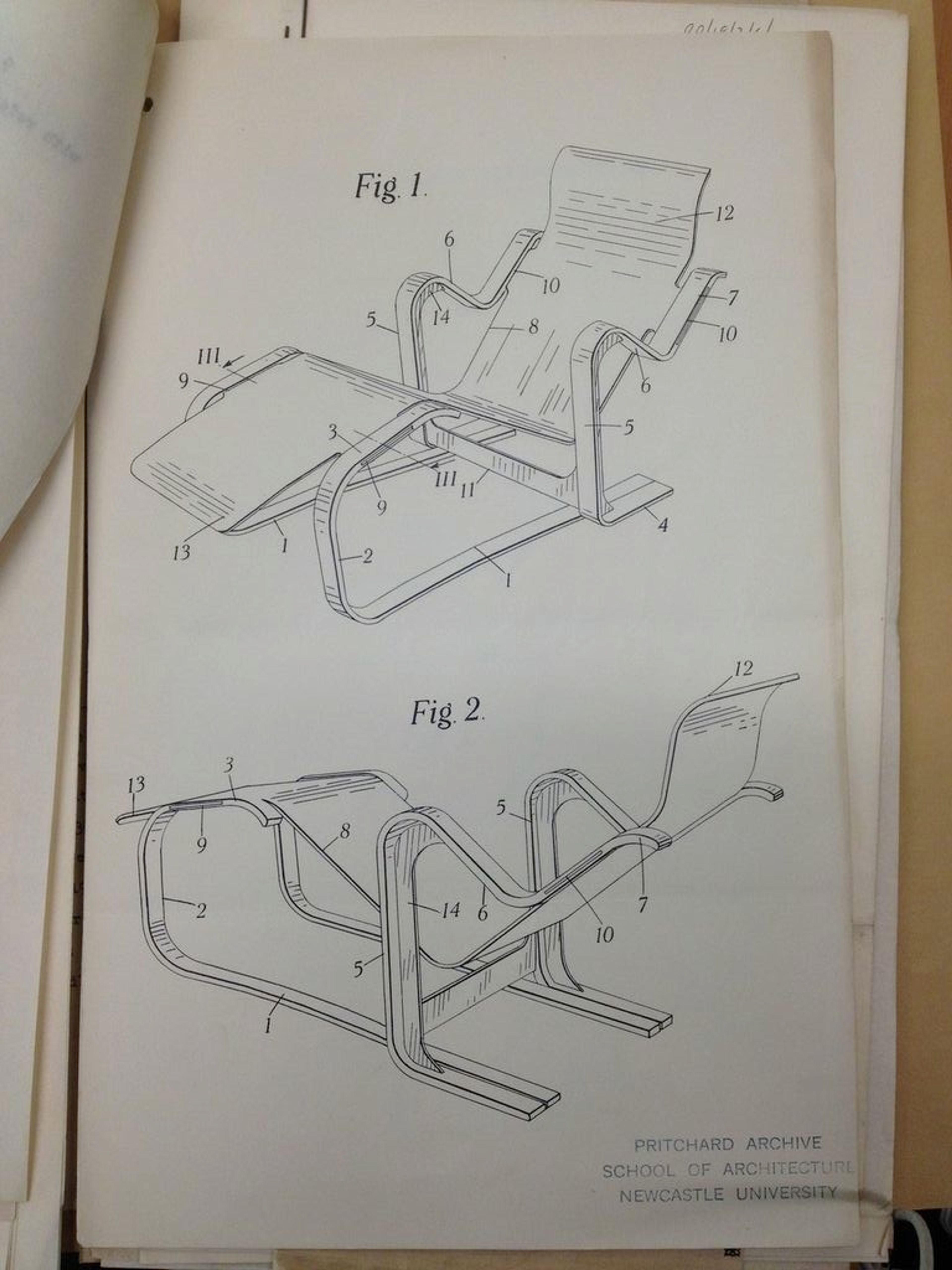 Isokon Long Chair — Isokon